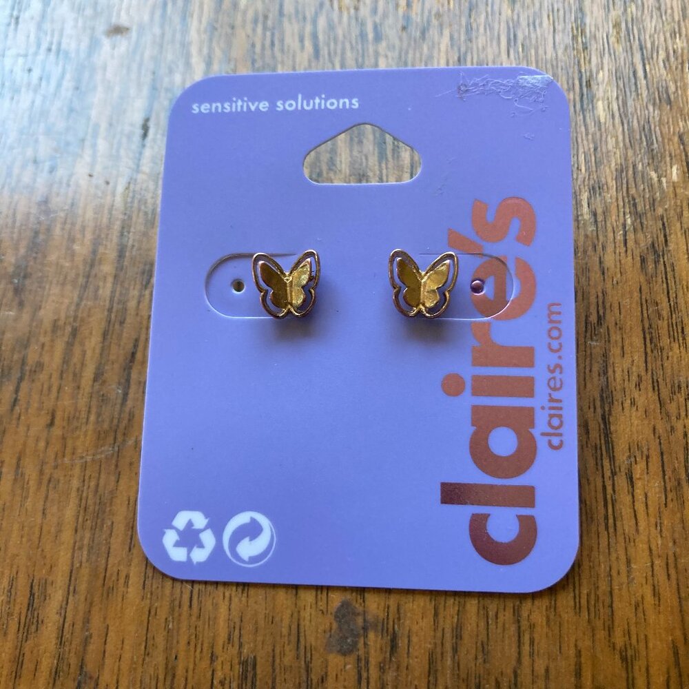 Claires Gold Butterfly Earrings
